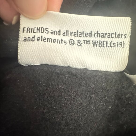 FRIENDS Black Hoodie Pullover Juniors XXL (19) - Picture 7 of 7